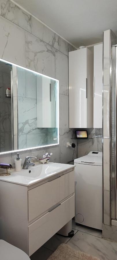 Magnifique Studio Au Coeur Du Marais Parigi Esterno foto